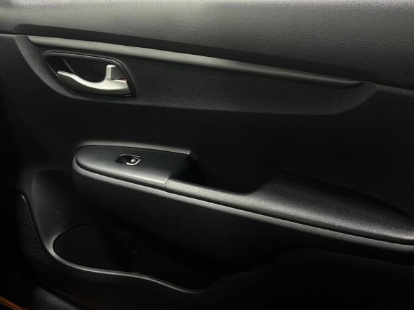 Kia Rio IV с пробегом 2019 года, цена 1 349 000 рублей, 156317 км, хэтчбек, Автокод Объявления