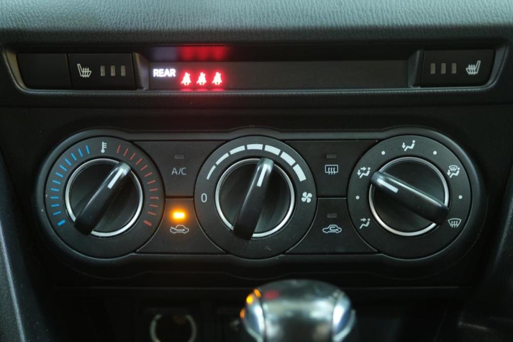 Mazda 3 III (BM) Омск  - изображение 16