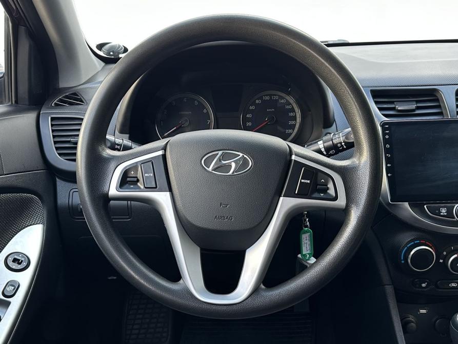 Hyundai Solaris I Москва  - изображение 12