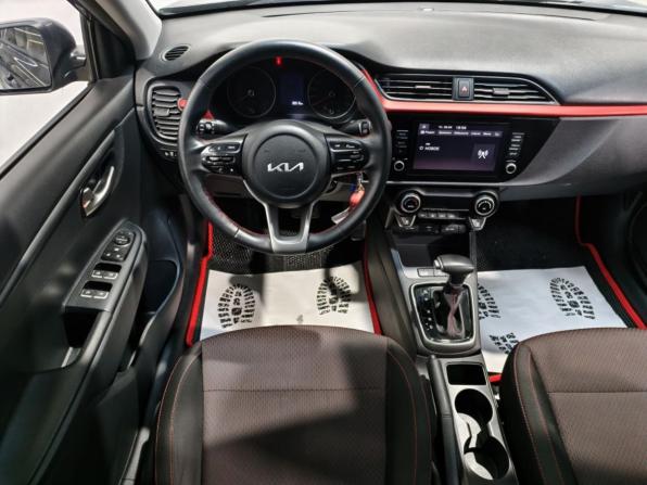Kia Rio IV Рестайлинг с пробегом 2022 года, цена 1 812 500 рублей, 38314 км, седан, Автокод Объявления