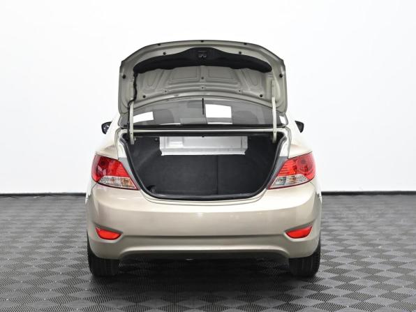 Hyundai Solaris I с пробегом 2012 года, цена 599 000 рублей, 175000 км, седан, Автокод Объявления