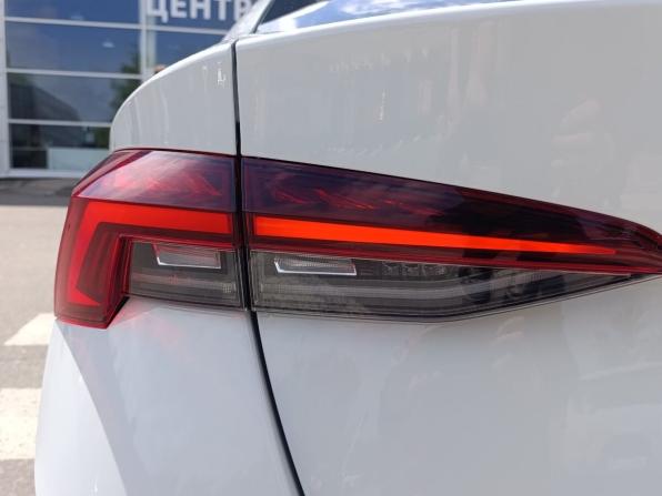 Skoda Octavia IV (A8) с пробегом 2021 года, цена 2 070 000 рублей, 127400 км, лифтбек, Автокод Объявления
