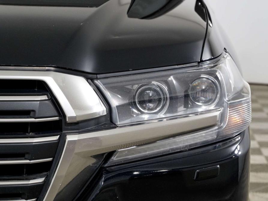 Toyota Land Cruiser 200 Series Рестайлинг 2 Санкт-Петербург  - изображение 9