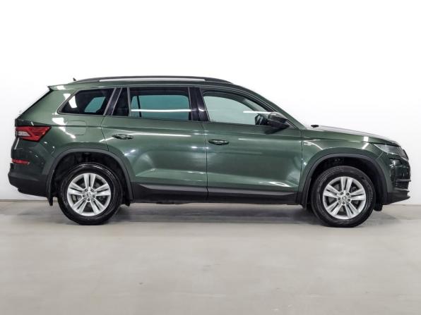 Skoda Kodiaq I с пробегом 2020 года, цена 2 705 000 рублей, 99174 км, внедорожник, Автокод Объявления