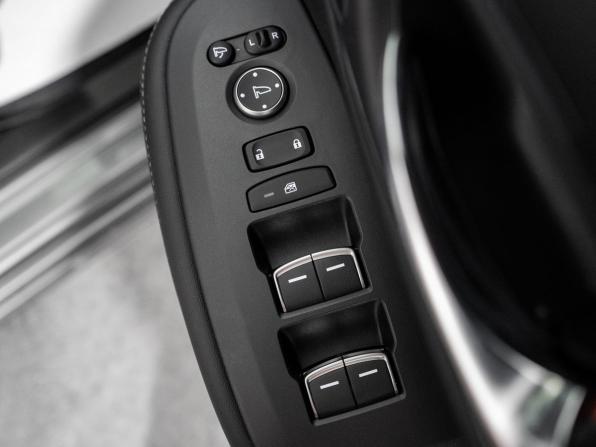 Honda ZR-V с пробегом 2023 года, цена 2 499 500 рублей, 47374 км, внедорожник, Автокод Объявления