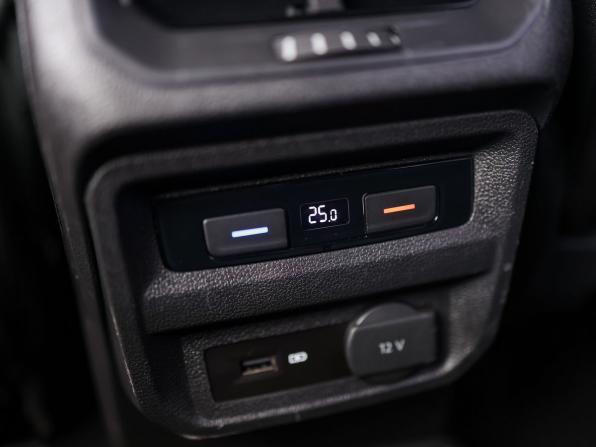 Volkswagen Tiguan II с пробегом 2020 года, цена 2 699 000 рублей, 107910 км, внедорожник, Автокод Объявления