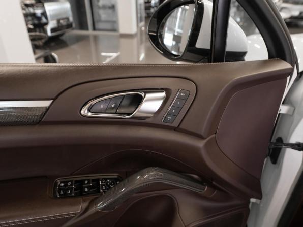 Porsche Cayenne II (958) с пробегом 2013 года, цена 3 070 000 рублей, 115279 км, внедорожник, Автокод Объявления