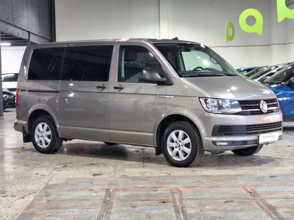 Volkswagen Multivan T6 с пробегом 2018 года, цена 3 130 000 рублей, 209548 км, минивэн, Автокод Объявления