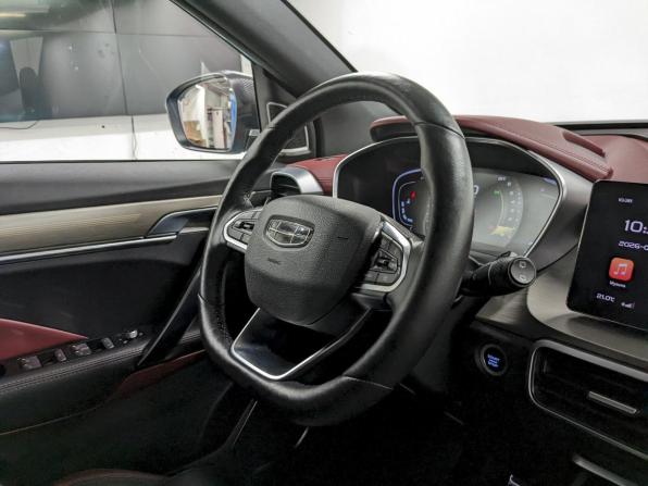 Geely Coolray I с пробегом 2023 года, цена 1 950 000 рублей, 27441 км, внедорожник, Автокод Объявления