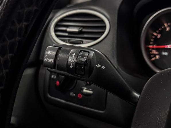 Ford Focus II Рестайлинг с пробегом 2009 года, цена 449 000 рублей, 277577 км, хэтчбек, Автокод Объявления
