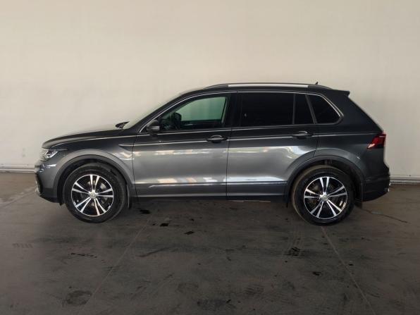 Volkswagen Tiguan II Рестайлинг с пробегом 2021 года, цена 3 020 000 рублей, 51177 км, внедорожник, Автокод Объявления