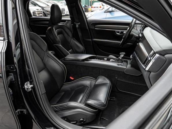 Volvo S90 II Рестайлинг с пробегом 2020 года, цена 4 350 000 рублей, 234519 км, седан, Автокод Объявления