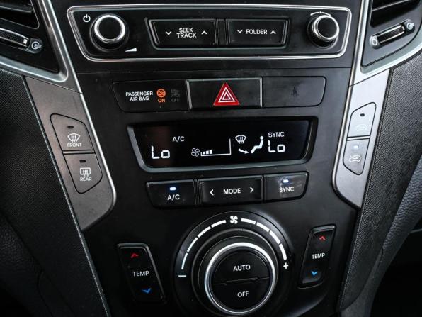 Hyundai Santa Fe III Рестайлинг с пробегом 2018 года, цена 2 349 000 рублей, 256929 км, внедорожник, Автокод Объявления
