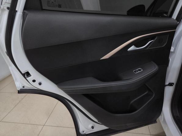 Omoda C5 I с пробегом 2023 года, цена 2 090 000 рублей, 11321 км, внедорожник, Автокод Объявления