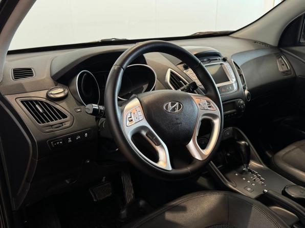 Hyundai ix35 I с пробегом 2012 года, цена 1 320 000 рублей, 179076 км, внедорожник, Автокод Объявления