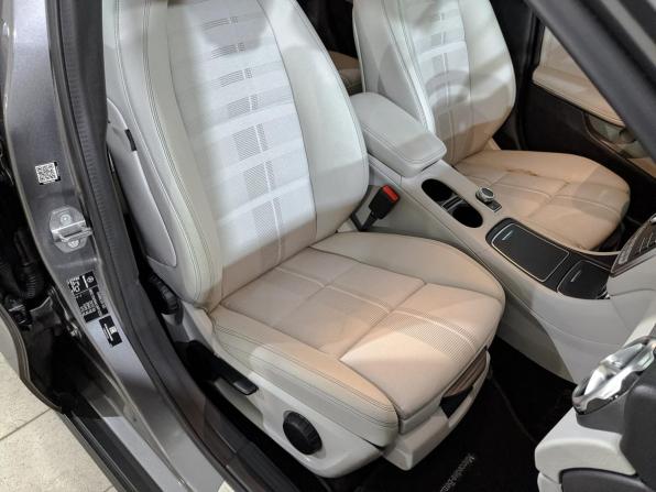 Mercedes-Benz GLA I (X156) Рестайлинг с пробегом 2018 года, цена 2 700 000 рублей, 91809 км, внедорожник, Автокод Объявления