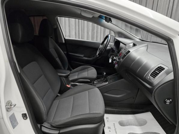 Kia Cerato III Рестайлинг (Classic) с пробегом 2019 года, цена 1 090 000 рублей, 187000 км, седан, Автокод Объявления