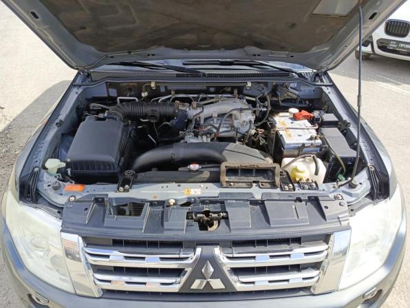 Mitsubishi Pajero IV Рестайлинг 1 с пробегом 2013 года, цена 2 145 000 рублей, 235795 км, внедорожник, Автокод Объявления
