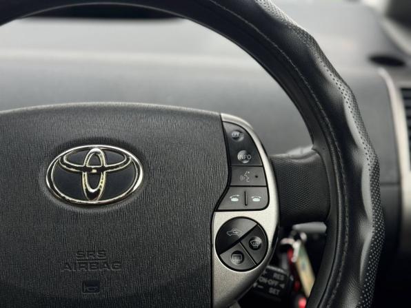 Toyota Prius II Рестайлинг (XW20) с пробегом 2010 года, цена 699 000 рублей, 419729 км, лифтбек, Автокод Объявления