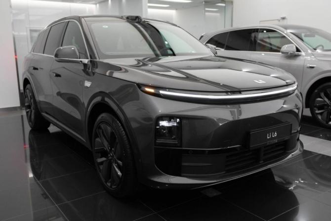 Новый Li Auto (Lixiang) L6 2025 года, цена 8 890 000 рублей, внедорожник, Автокод Объявления