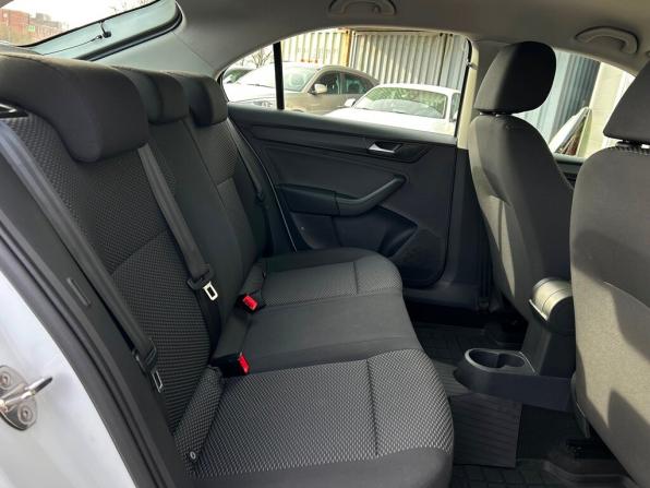 Volkswagen Polo VI с пробегом 2021 года, цена 1 726 200 рублей, 36705 км, лифтбек, Автокод Объявления