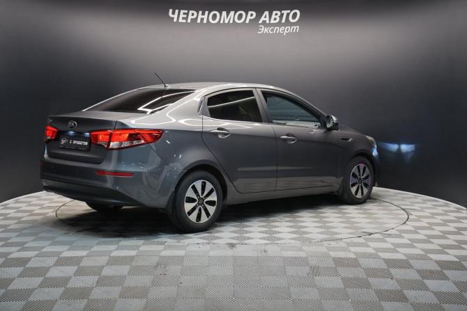 Kia Rio III Рестайлинг с пробегом 2016 года, цена 1 355 000 рублей, 100008 км, седан, Автокод Объявления