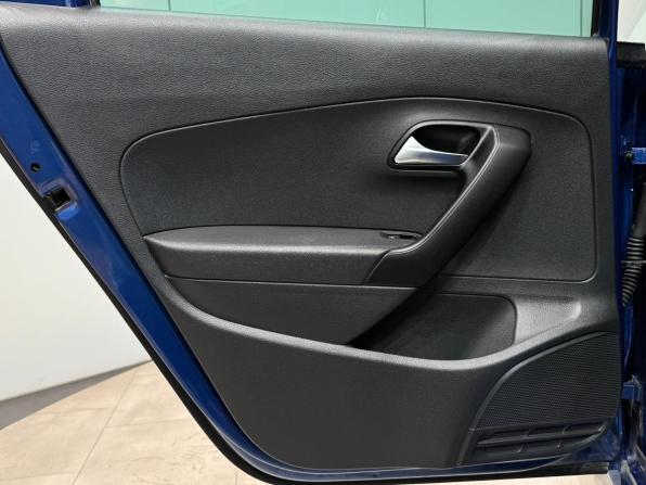 Volkswagen Polo V Рестайлинг с пробегом 2020 года, цена 1 450 000 рублей, 75353 км, седан, Автокод Объявления