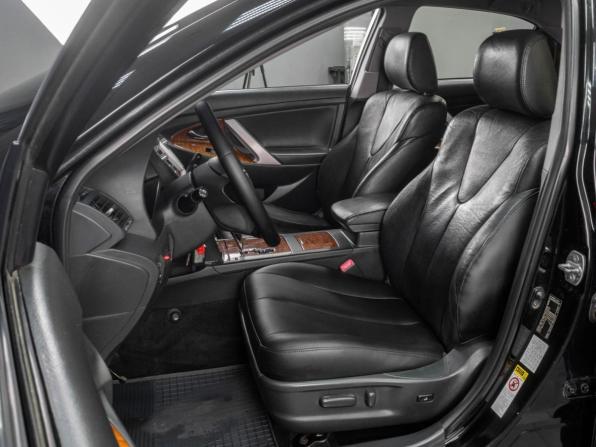 Toyota Camry VI (XV40) Рестайлинг с пробегом 2010 года, цена 1 329 000 рублей, 168024 км, седан, Автокод Объявления