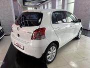 Toyota Yaris II Рестайлинг Ярославль  - изображение 33