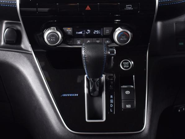 Nissan Serena V (C27) Рестайлинг с пробегом 2021 года, цена 2 349 995 рублей, 102724 км, минивэн, Автокод Объявления