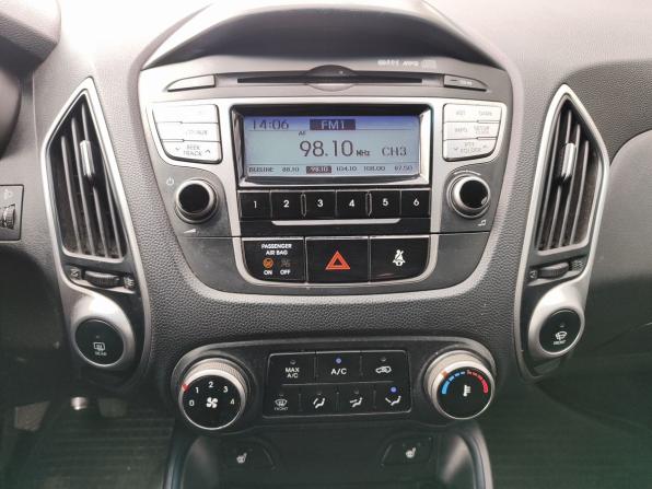 Hyundai ix35 I с пробегом 2011 года, цена 879 000 рублей, 231273 км, внедорожник, Автокод Объявления