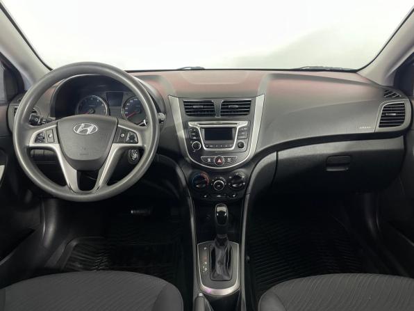 Hyundai Solaris I Рестайлинг с пробегом 2015 года, цена 899 000 рублей, 252209 км, седан, Автокод Объявления