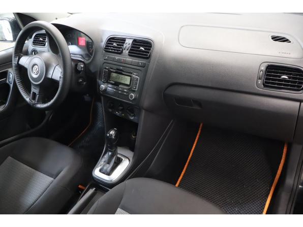 Volkswagen Polo V с пробегом 2012 года, цена 566 000 рублей, 129220 км, седан, Автокод Объявления