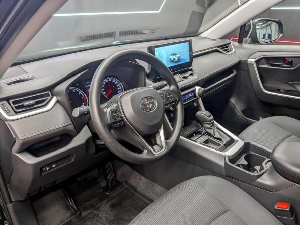 Toyota RAV4 V (XA50) с пробегом 2025 года, цена 3 900 000 рублей, 5557 км, внедорожник, Автокод Объявления