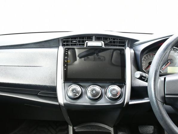 Toyota Corolla XI (E160 E170) Рестайлинг 2 с пробегом 2018 года, цена 1 517 000 рублей, 122063 км, универсал, Автокод Объявления