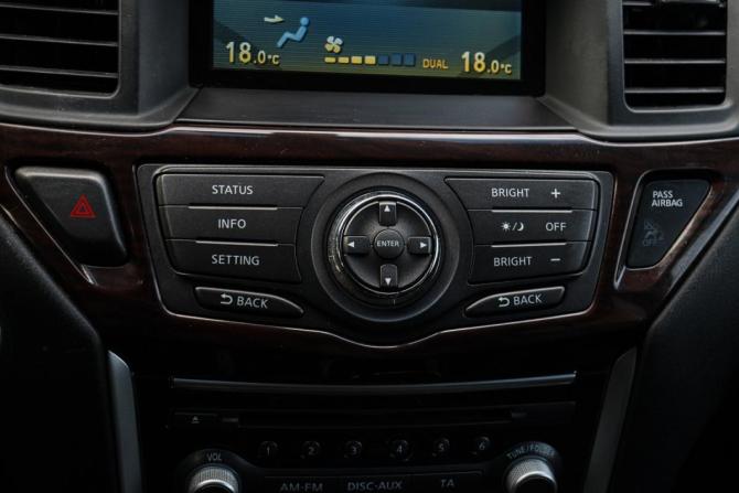 Nissan Pathfinder IV с пробегом 2016 года, цена 1 550 000 рублей, 166419 км, внедорожник, Автокод Объявления