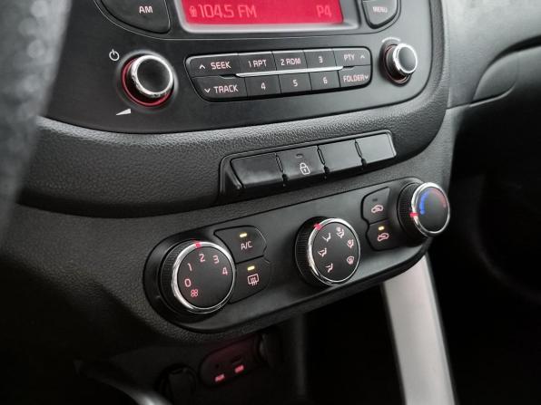 Kia Ceed II с пробегом 2013 года, цена 899 000 рублей, 214228 км, универсал, Автокод Объявления
