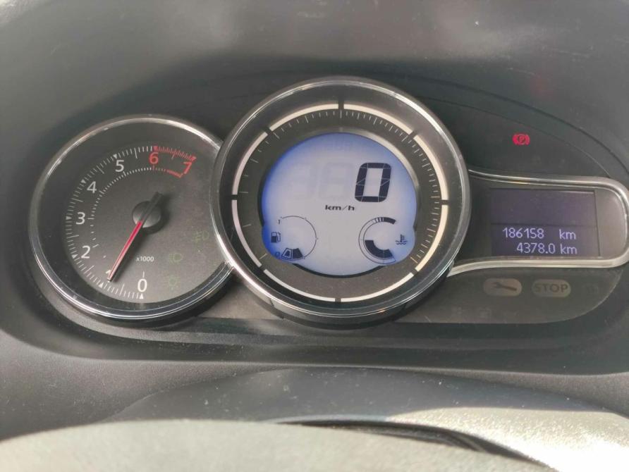 Renault Megane III Рестайлинг Санкт-Петербург  - изображение 21