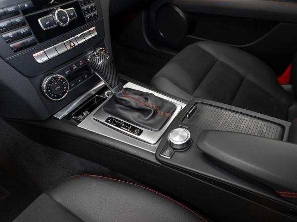 Mercedes-Benz C-Класс III (W204) Рестайлинг с пробегом 2013 года, цена 1 680 000 рублей, 144498 км, седан, Автокод Объявления