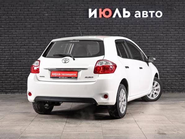 Toyota Auris I Рестайлинг с пробегом 2012 года, цена 950 000 рублей, 138535 км, хэтчбек, Автокод Объявления