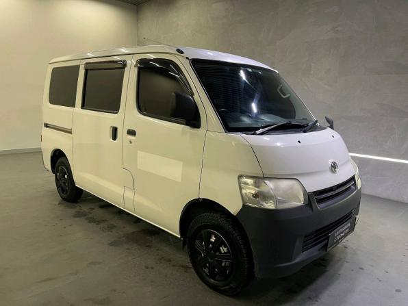 Toyota Town Ace IV с пробегом 2016 года, цена 998 000 рублей, 236592 км, компактвэн, Автокод Объявления