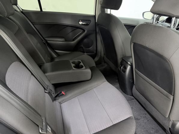 Kia Cerato III Рестайлинг (Classic) с пробегом 2018 года, цена 1 385 000 рублей, 207502 км, седан, Автокод Объявления