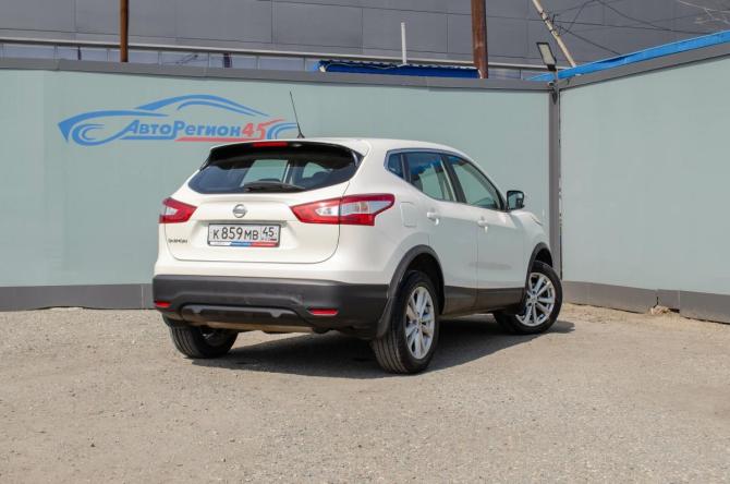Nissan Qashqai II с пробегом 2016 года, цена 1 565 000 рублей, 153000 км, внедорожник, Автокод Объявления