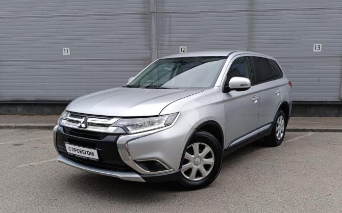 Mitsubishi Outlander III Рестайлинг с пробегом 2015 года, цена 1 219 000 рублей, 233315 км, внедорожник, Автокод Объявления
