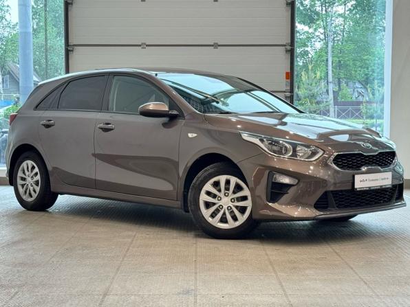 Kia Ceed III с пробегом 2019 года, цена 1 757 000 рублей, 64000 км, хэтчбек, Автокод Объявления