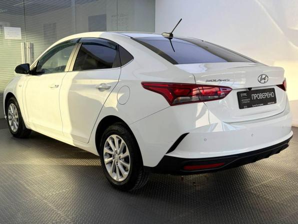Hyundai Solaris II Рестайлинг с пробегом 2021 года, цена 1 600 000 рублей, 128800 км, седан, Автокод Объявления
