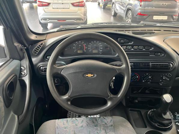 Chevrolet Niva I с пробегом 2003 года, цена 188 000 рублей, 230000 км, внедорожник, Автокод Объявления