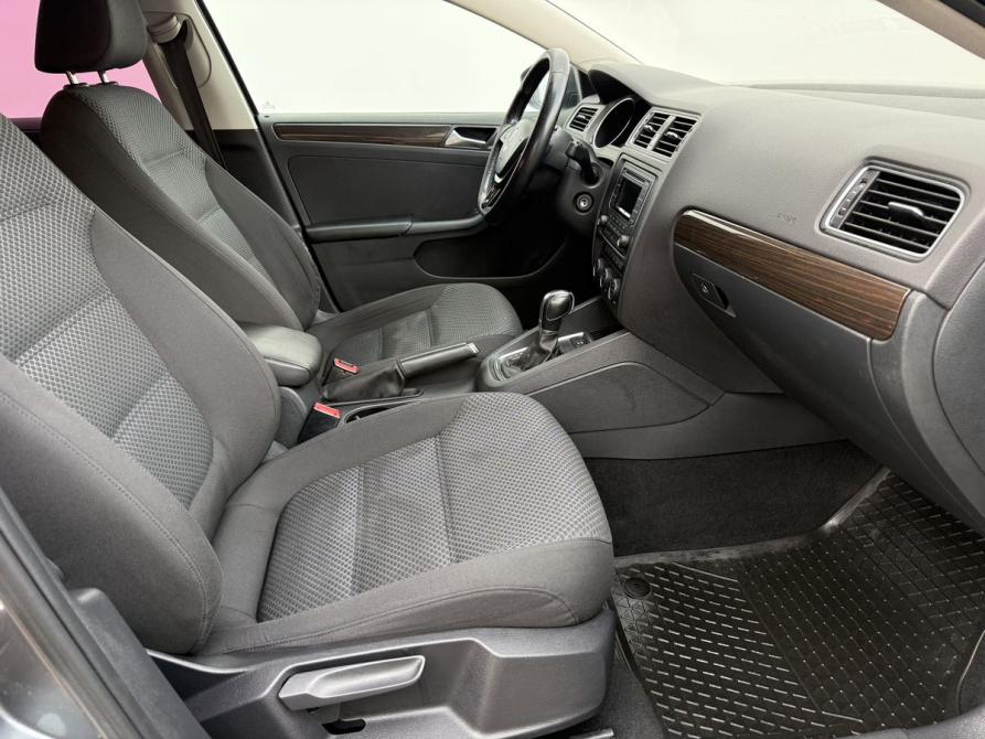 Volkswagen Jetta VI Рестайлинг Москва  - изображение 10