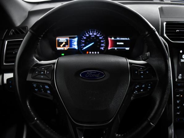 Ford Explorer V Рестайлинг 2 с пробегом 2018 года, цена 2 600 000 рублей, 203971 км, внедорожник, Автокод Объявления