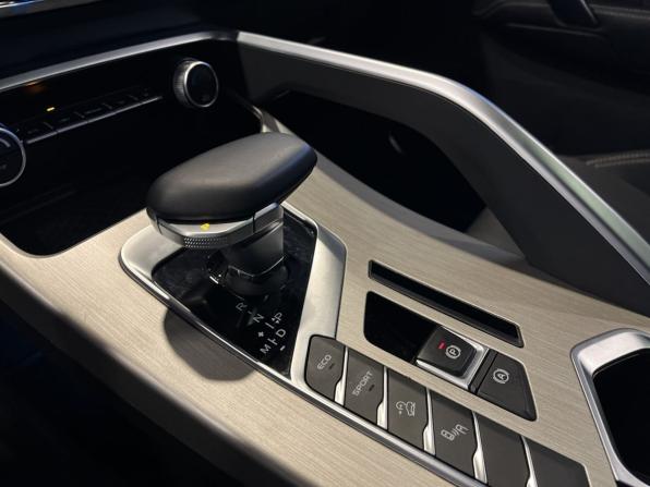 Geely Coolray I с пробегом 2023 года, цена 1 932 000 рублей, 52045 км, внедорожник, Автокод Объявления